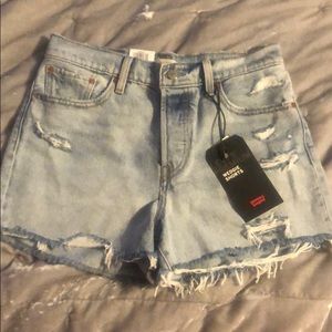 Levi’s Wedgie Shorts NWT